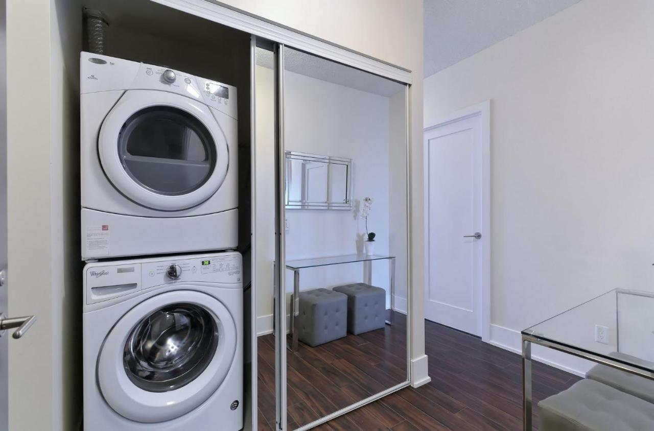 Delsuites - 300 Front Street - 30 Night Stays Toronto Esterno foto