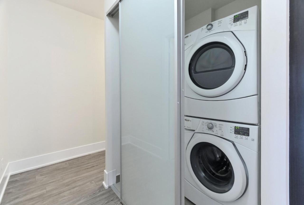 Delsuites - 300 Front Street - 30 Night Stays Toronto Esterno foto